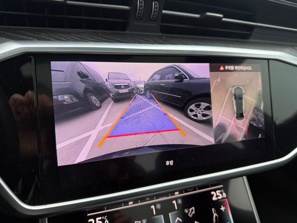 아우디 A6 (C8) 45 TFSI 콰트로 프리미엄 중고차 22년11월 23년형 73442km 완전무사고 A급상태 이미지
