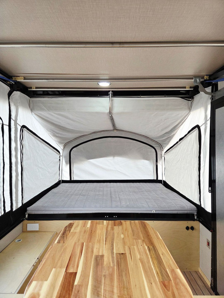 알루팝 팝업 텐트 트레일러 / 950만원 / 노지도 거뜬한 트레일러!! 반자동!! 이미지