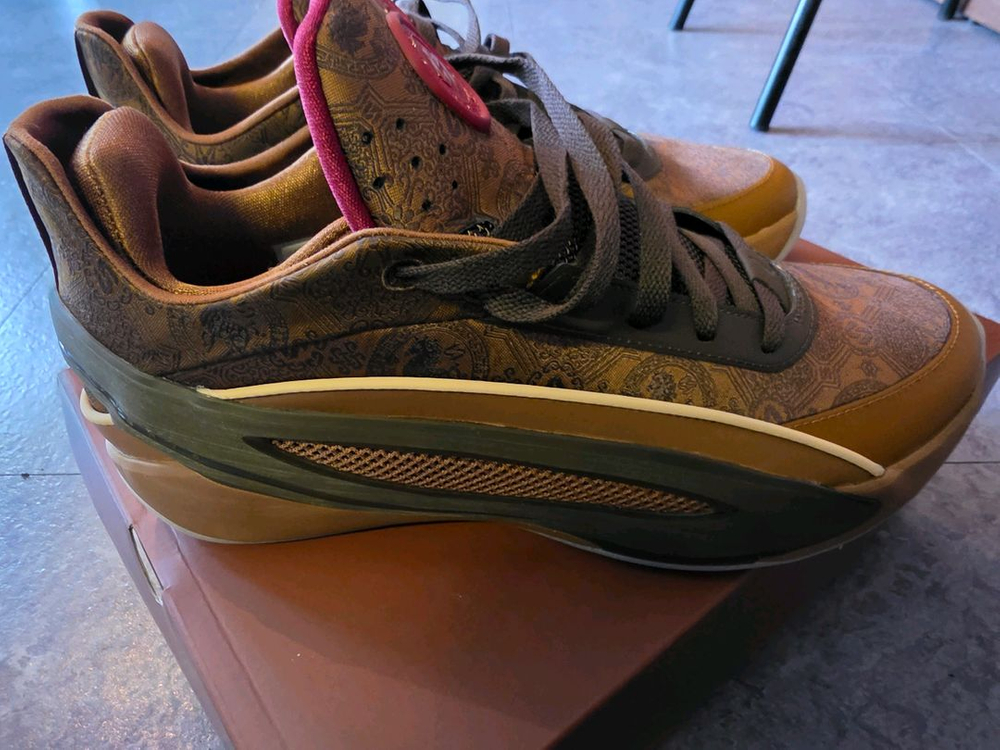 루카5 pf 오브더홀스 295 사이즈 팔아요. 이미지