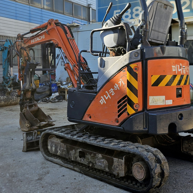 농장용 강력추천 히타치 ZX17 코집 장착 귀농 미니굴삭기 이미지