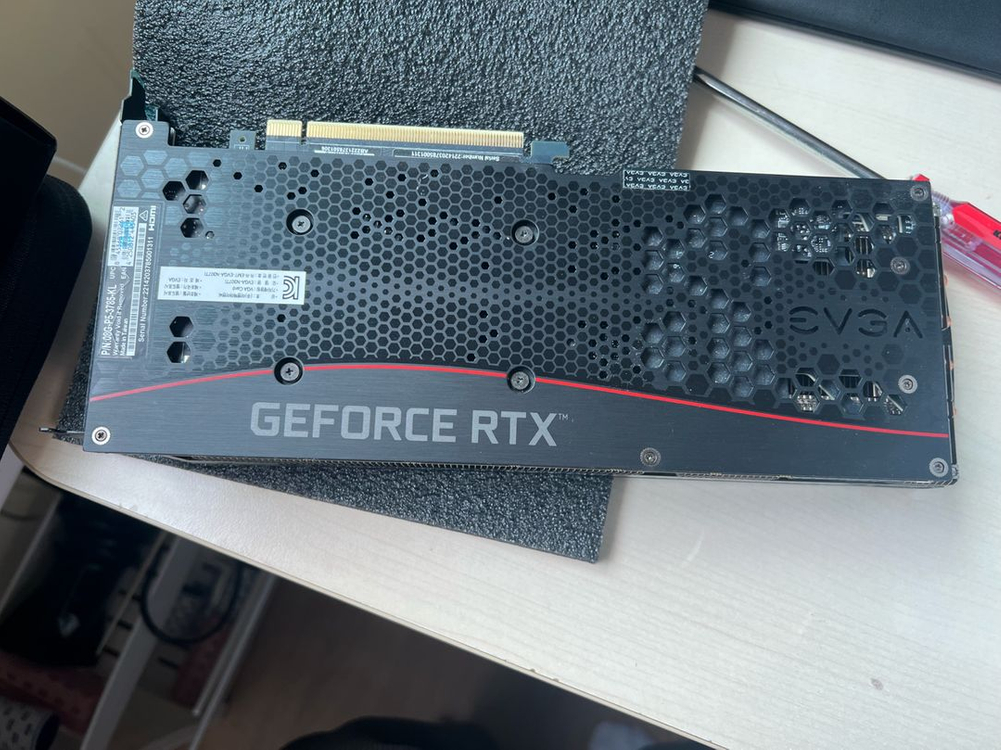 evga RTX 3070 Ti 그래픽카드 이미지