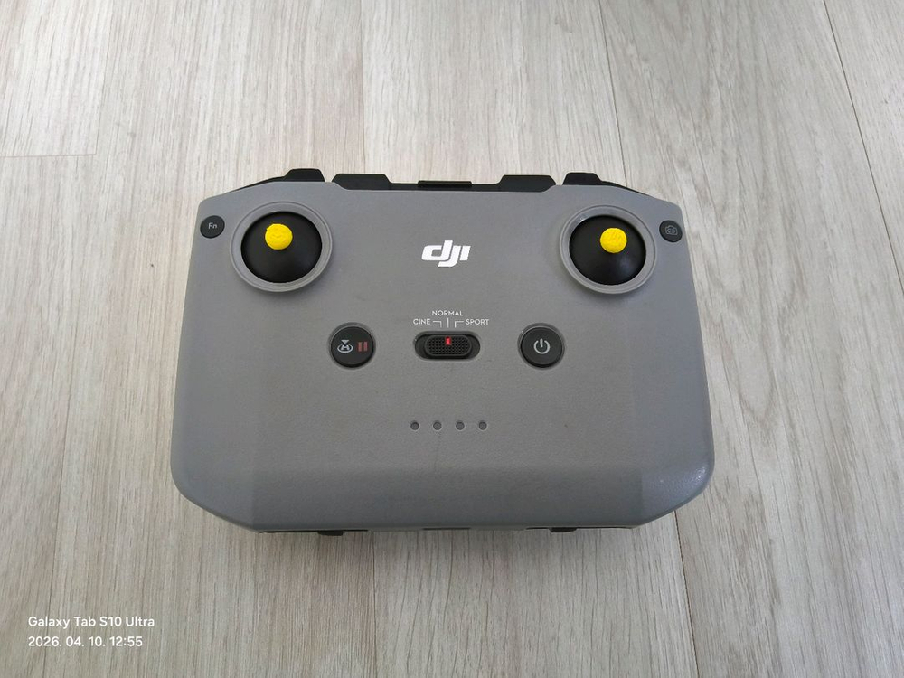 DJI C5 드론 조종기 이미지