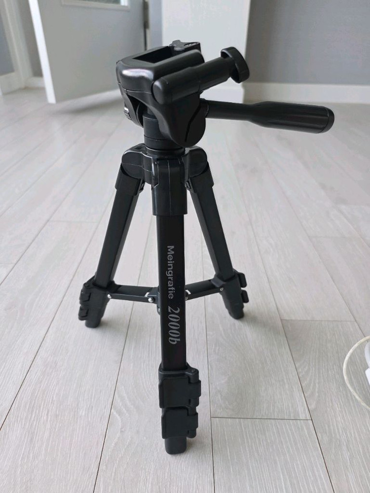 LG전자 PH250 미니 빔프로젝터 HD 300안시 DLP 풀구성 이미지