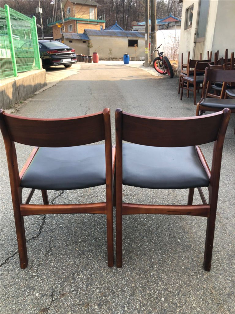 카페의자 식당의자 이미지