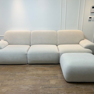 4인용 소파 + 오토만 세트 이미지