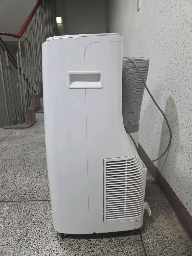 LG 휘센 이동식 에어컨 이미지