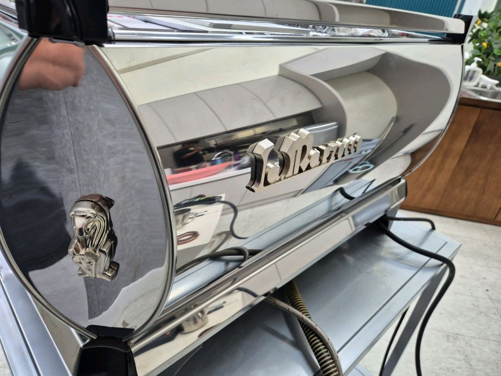 라마르조코 GB5 3그룹 커피머신 이미지