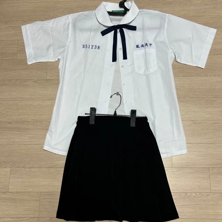 고퀄리티 졸사컨셉 상견니 대만 교복 대여 이미지