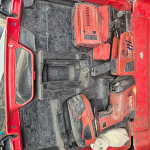 충전식 전동공구 세트 이미지