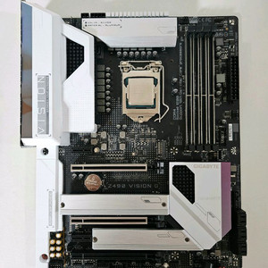 인텔 i7-10700F + Z490 비전 G 이미지