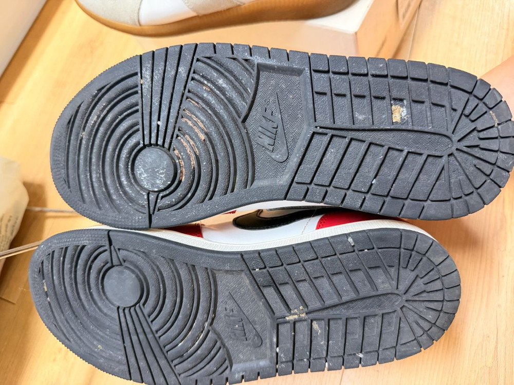 정품 나이키 조던 1 미드 시카고 블랙토 260 이미지