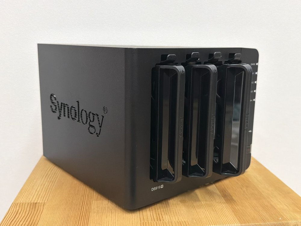 시놀로지 Synology NAS DS916+ 나스 이미지