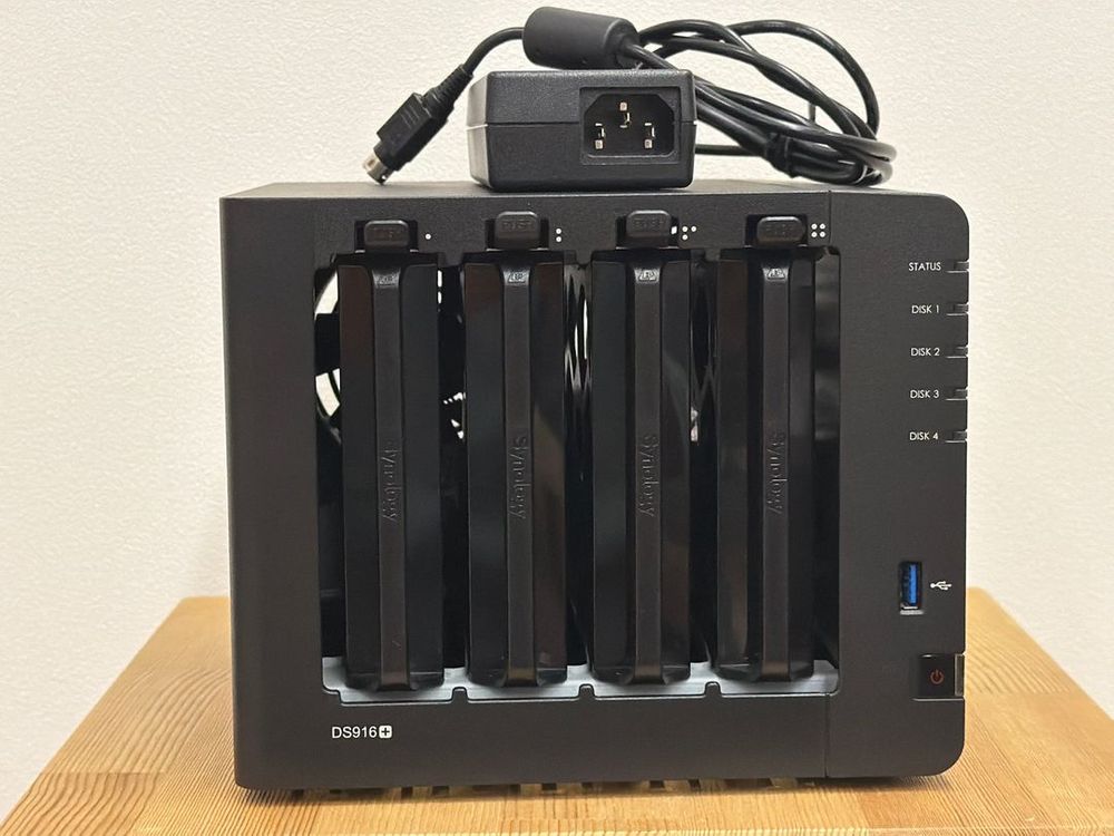 시놀로지 Synology NAS DS916+ 나스 이미지
