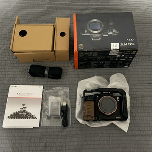 소니 A7M3 풀박 이미지