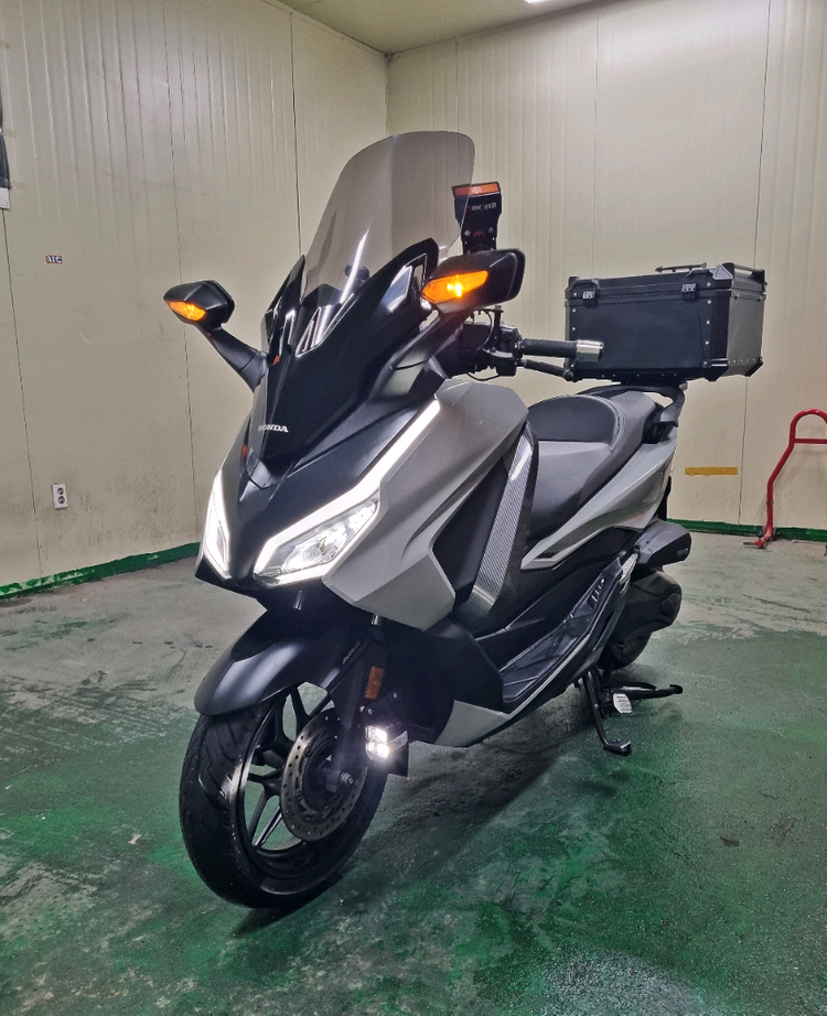 혼다 포르자350/2024년식/4만/안개등구변O/블박O/셋팅O/판매합니다 이미지