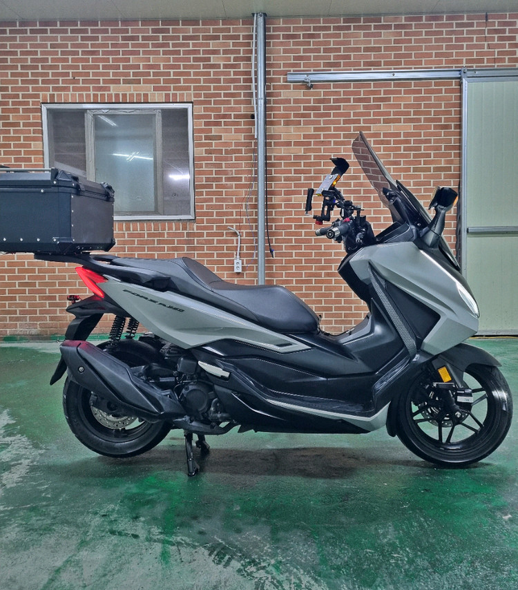 혼다 포르자350/2024년식/4만/안개등구변O/블박O/셋팅O/판매합니다 이미지