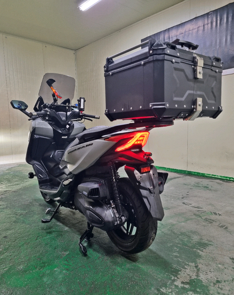 혼다 포르자350/2024년식/4만/안개등구변O/블박O/셋팅O/판매합니다 이미지