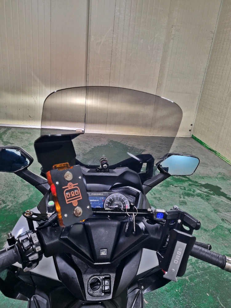 혼다 포르자350/2024년식/4만/안개등구변O/블박O/셋팅O/판매합니다 이미지