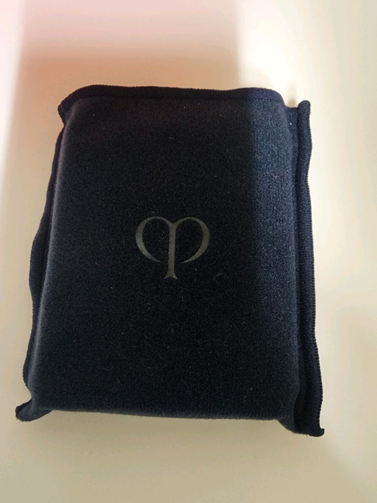 끌레드뽀보떼 아이 컬러 쿼드 (케이스+리필) 10 그린 새제품 판매합니다 이미지