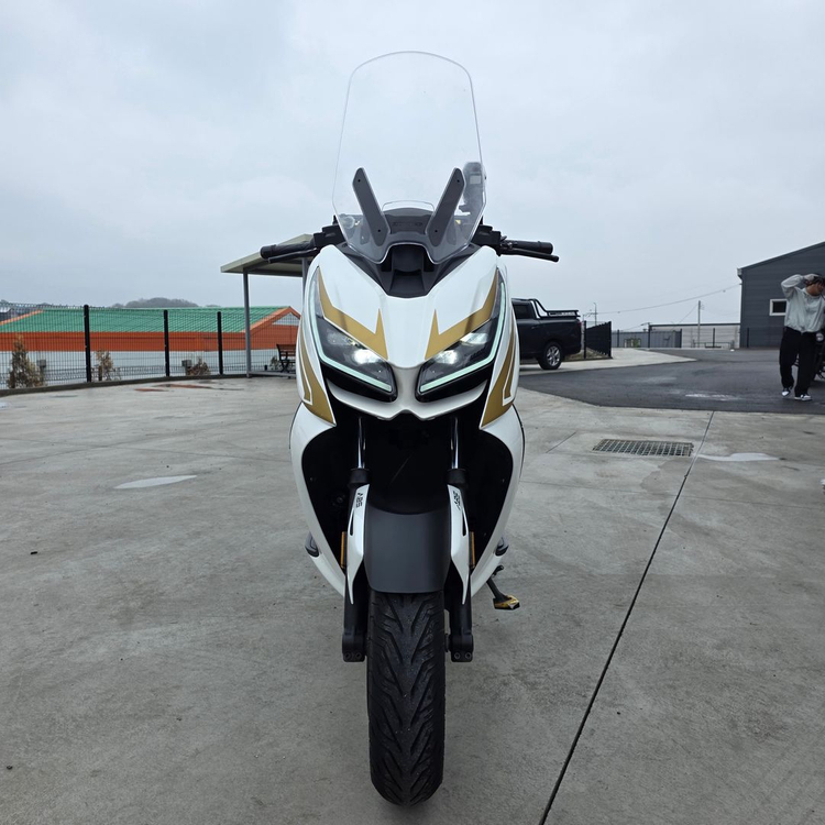 존테스350d 25년 3만 깔끔한 배달세팅 바이크 판매합니다. 이미지