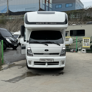 봉고 캠핑카 베이런640 모터홈 이미지