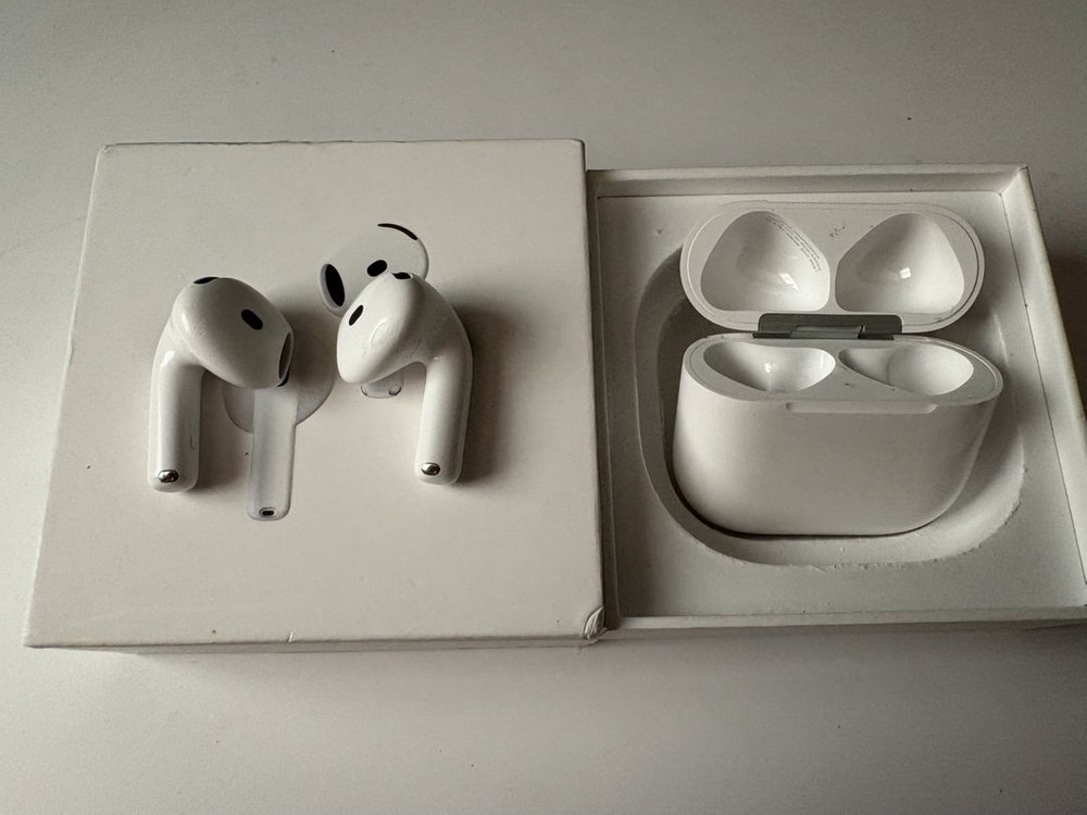에어팟4세대 노이즈 캔슬링 이미지