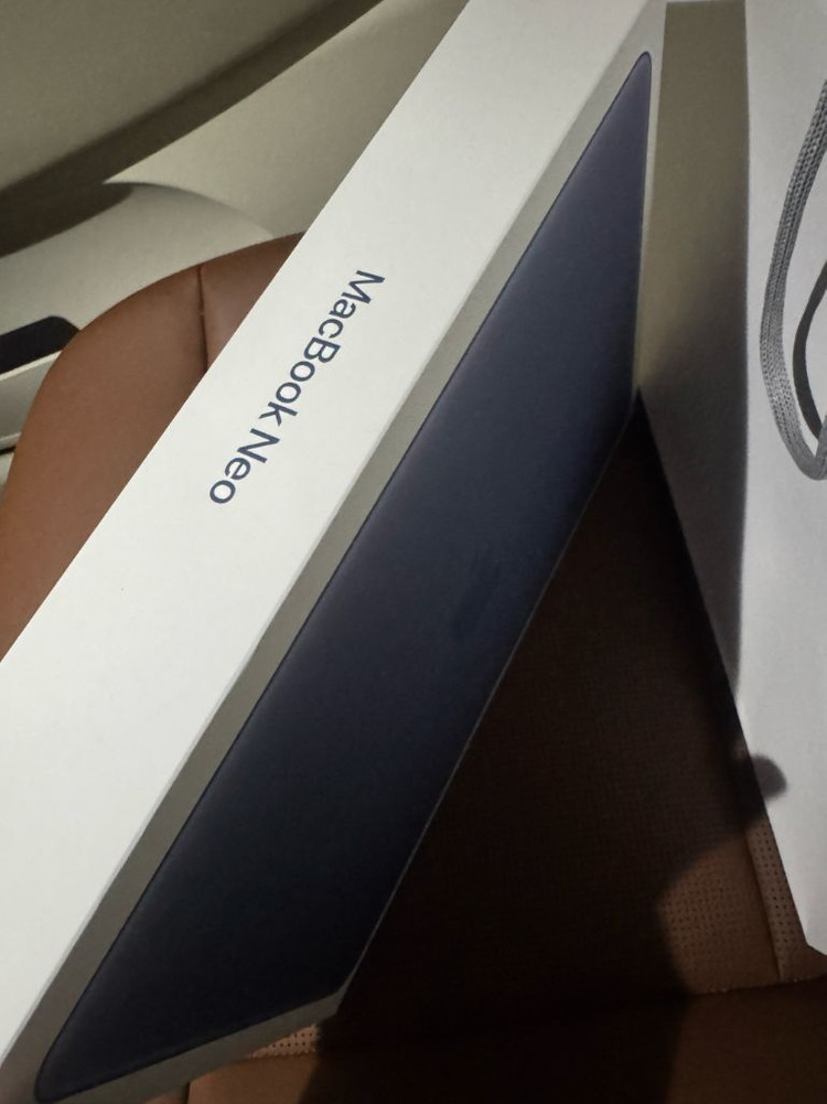 맥북 네오 인디고 512gb 미개봉 새상품 이미지
