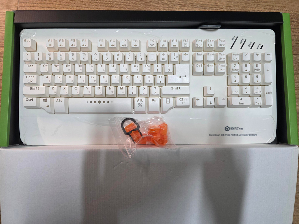 레인보우 LED 플런저 키보드 BT1000 화이트 BIM1000 이미지