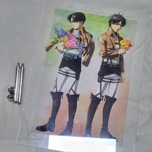 진격의 거인 에렌 리바이 아크릴스탠드 이미지