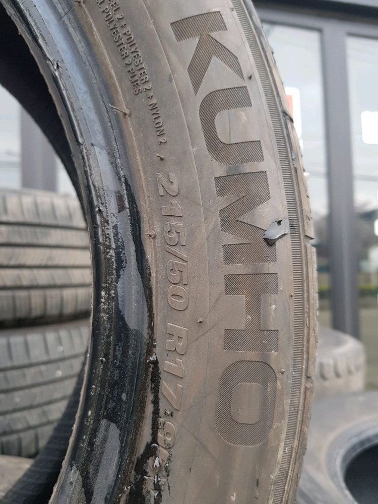 중고 타이어 215 50 17 4짝세트 이미지