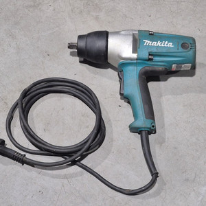 마끼다 유선 임팩렌치 (makita TW0350/ 일본산) 2분의1인치 중고 임팩 팝니다 이미지