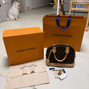 루이비통 알마 BB 모노그램 거의 새제품 이미지