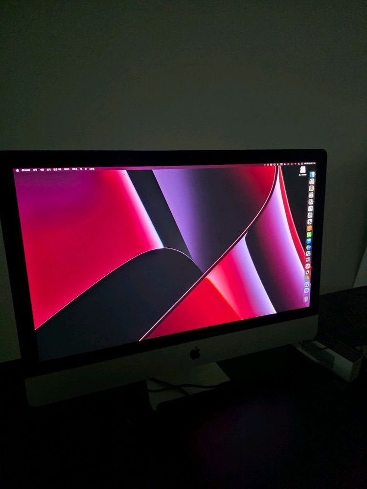 Apple iMac 2019 27인치 Retina 5K 아이맥 + 풀배열 매직키보드 이미지