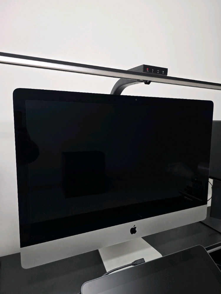 Apple iMac 2019 27인치 Retina 5K 아이맥 + 풀배열 매직키보드 이미지