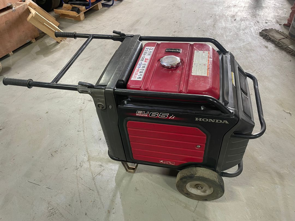 선거용 비상용 혼다 7키로 인버터 발전기 임대중입니다. 이미지