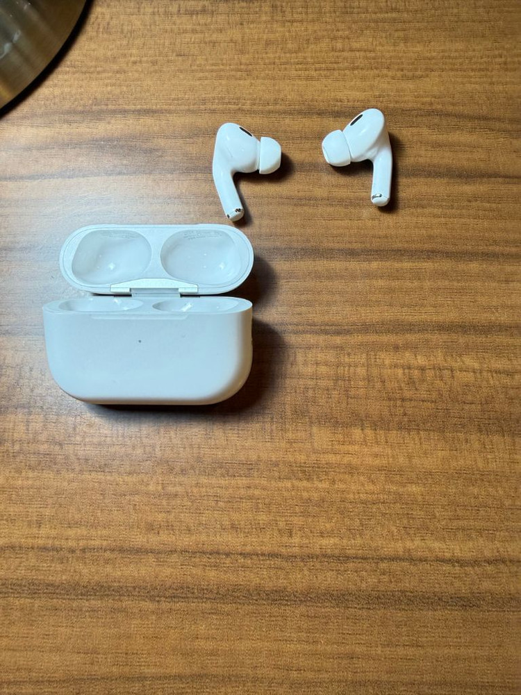 애플 에어팟 프로2 C타입 S급 이미지