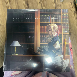 바이올렛 에버가든 OST LP 음반 판매 합니다 이미지