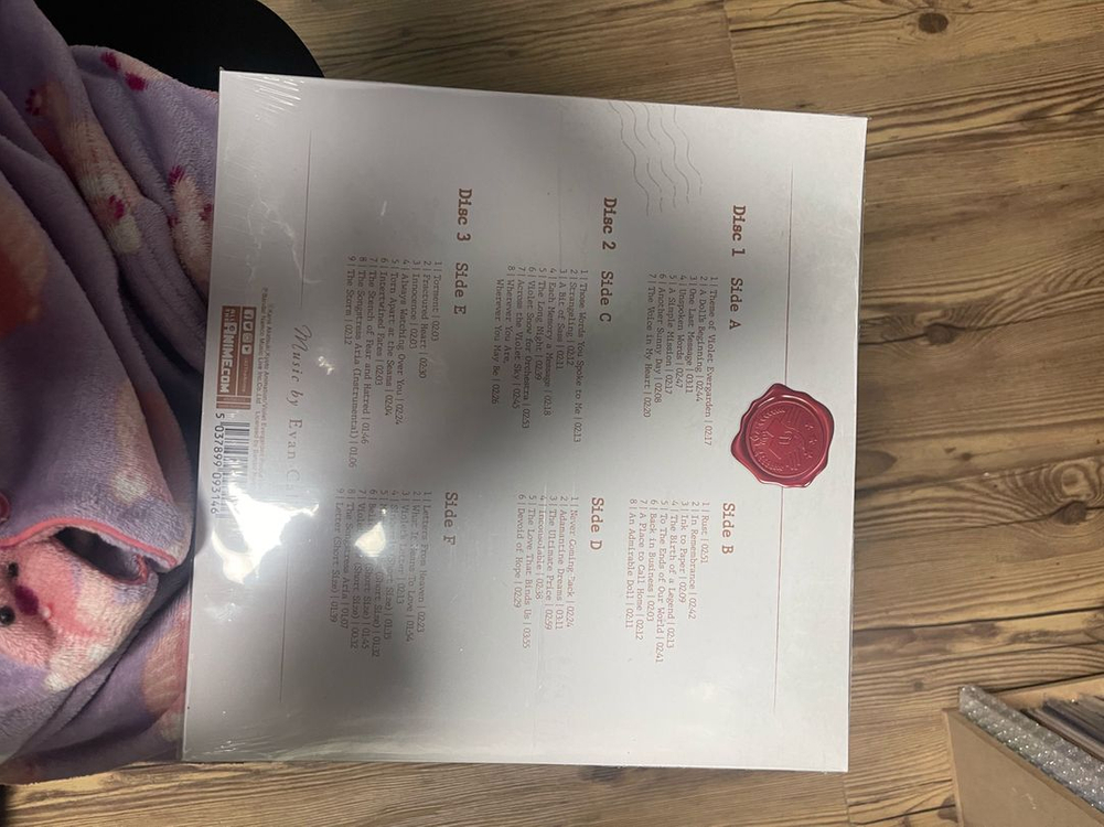 바이올렛 에버가든 OST LP 음반 판매 합니다 이미지