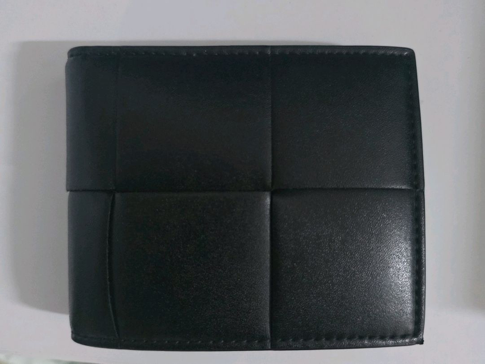 보테가 베네타 카세트 폴더 코인 반지갑 투톤 블랙 그린 이미지