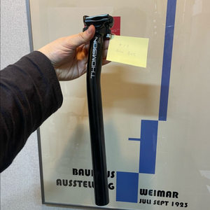 탐슨 셋백 싯포스트 thomson elite 이미지