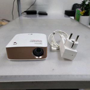 LG 시네빔 PH130 휴대용 빔프로젝터 이미지