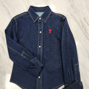 [정품 파격가 여성용] 아미 스몰 하트로고 데님 긴팔 청셔츠 S 사이즈 꼼데가르송 가니 마인 폴로 랄프로렌 랑방 이미지