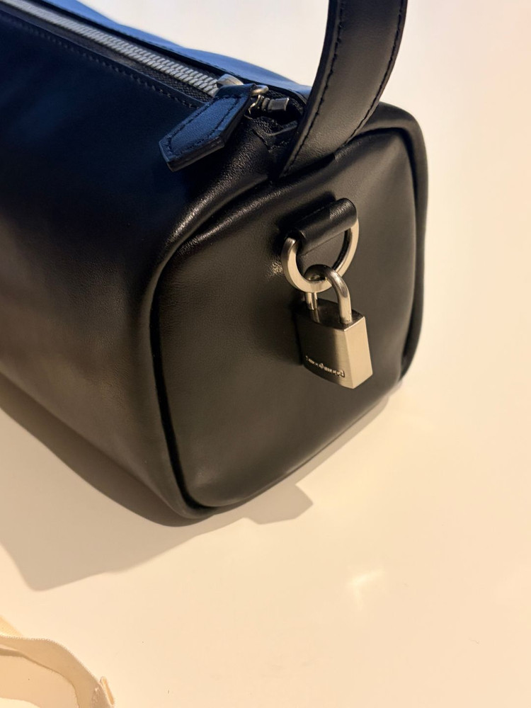스무드무드 아드난 백 블랙 레더 Adnan bag black 이미지