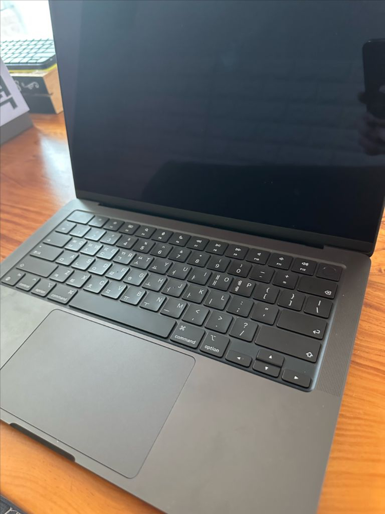 맥북 프로 14 M4 풀박스 이미지