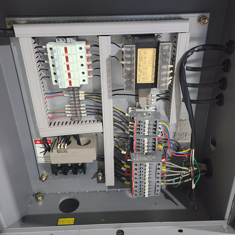 중고 30마력 스크류 콤프레샤 – 정비완료, 소모품교체 이미지