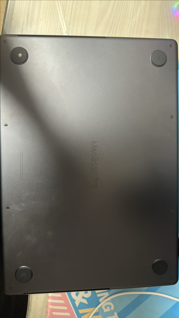 맥북 프로 14 M4 풀박스 이미지