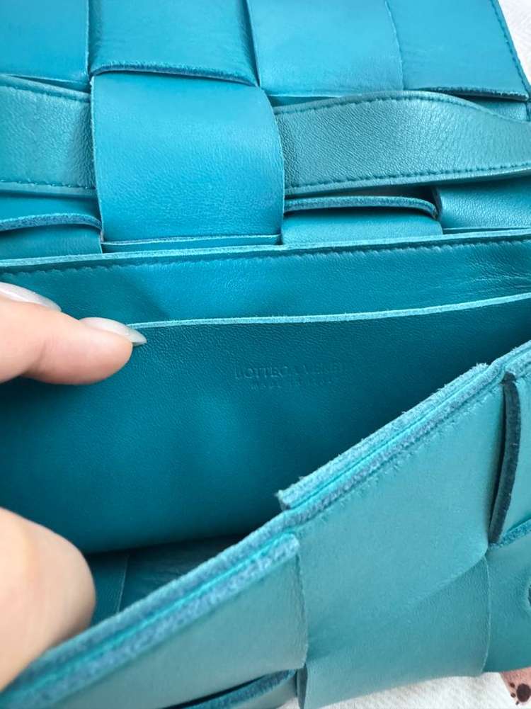 보테가베네타 카세트 벨트백 이미지