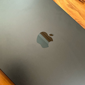 맥북 프로 14 M4 풀박스 이미지