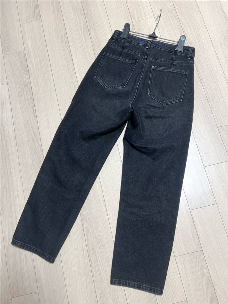 21년 구호플러스 KUHO 시그니처 슬림 배기핏 데님팬츠 흑청 청바지 그레이진 이미지