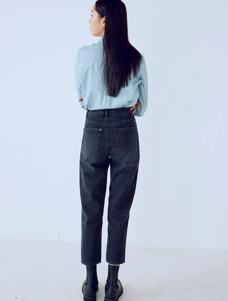 21년 구호플러스 KUHO 시그니처 슬림 배기핏 데님팬츠 흑청 청바지 그레이진 이미지